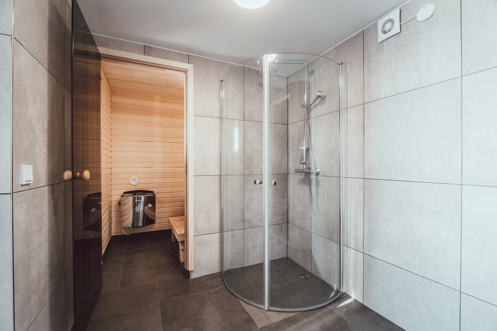 shower sauna in hrifunes nature park iceland hotel